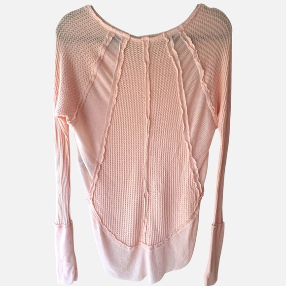 WE THE FREE NWOT WAFFLE KNIT CATALINA THERMAL TOP LONG SLEEVE PEACH | SIZE: XS - Picture 7 of 9